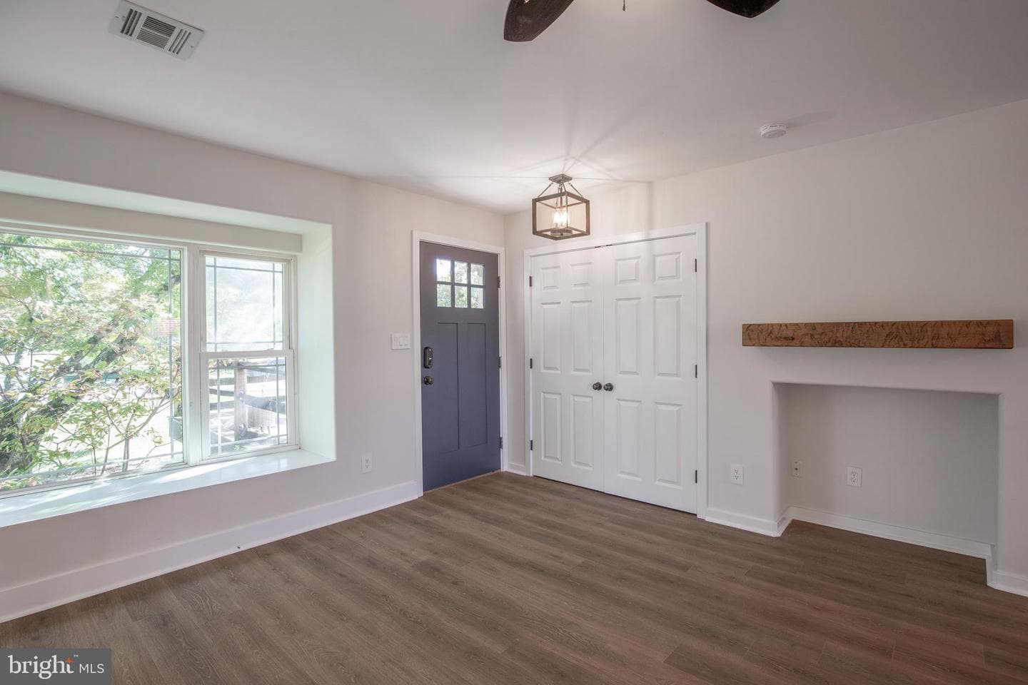 236 Park Road photo 4