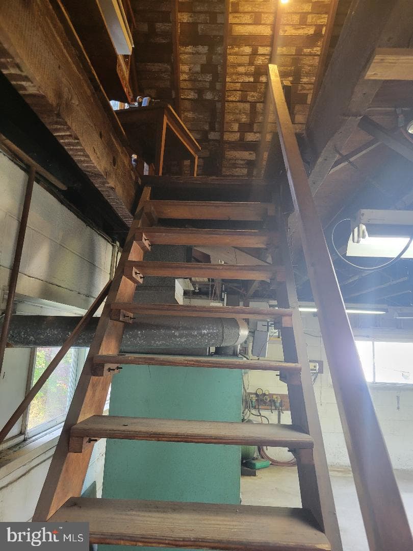 11 Wilson Boulevard photo 28