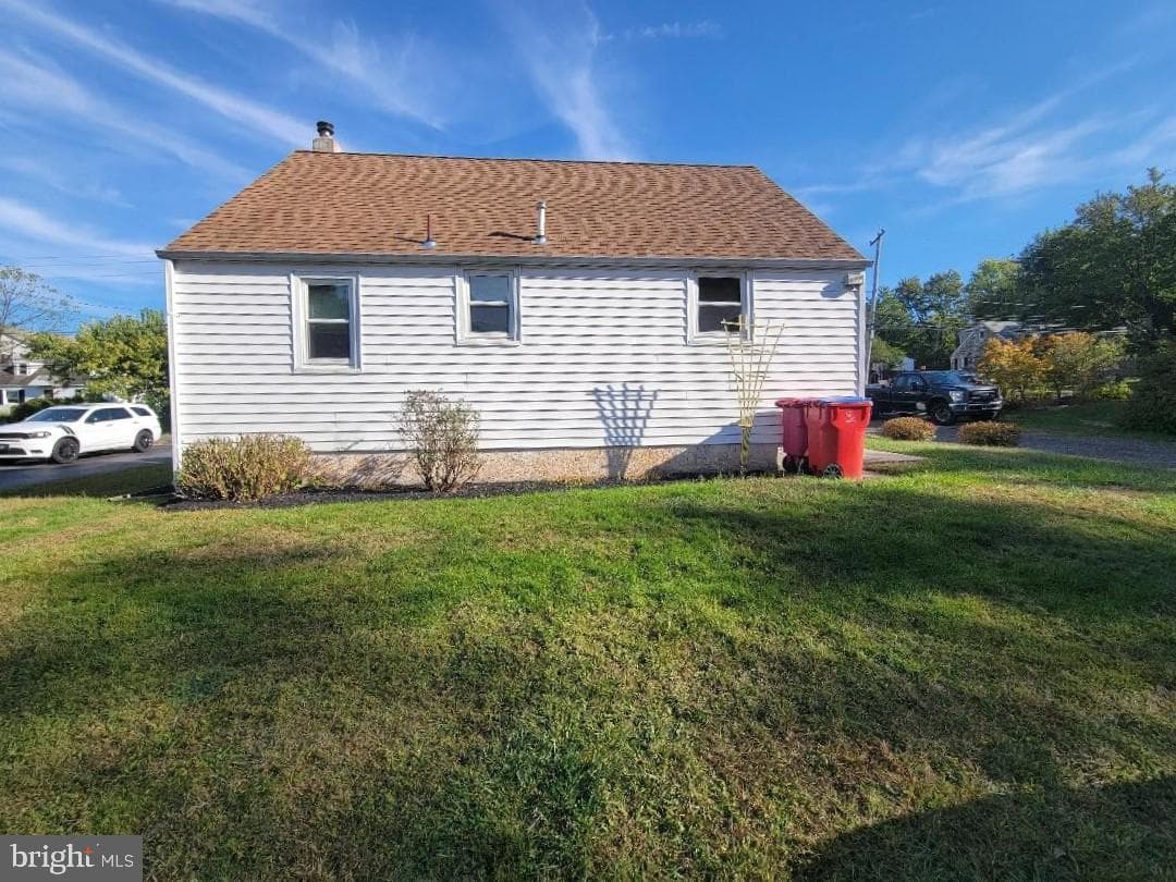 11 Wilson Boulevard photo 31