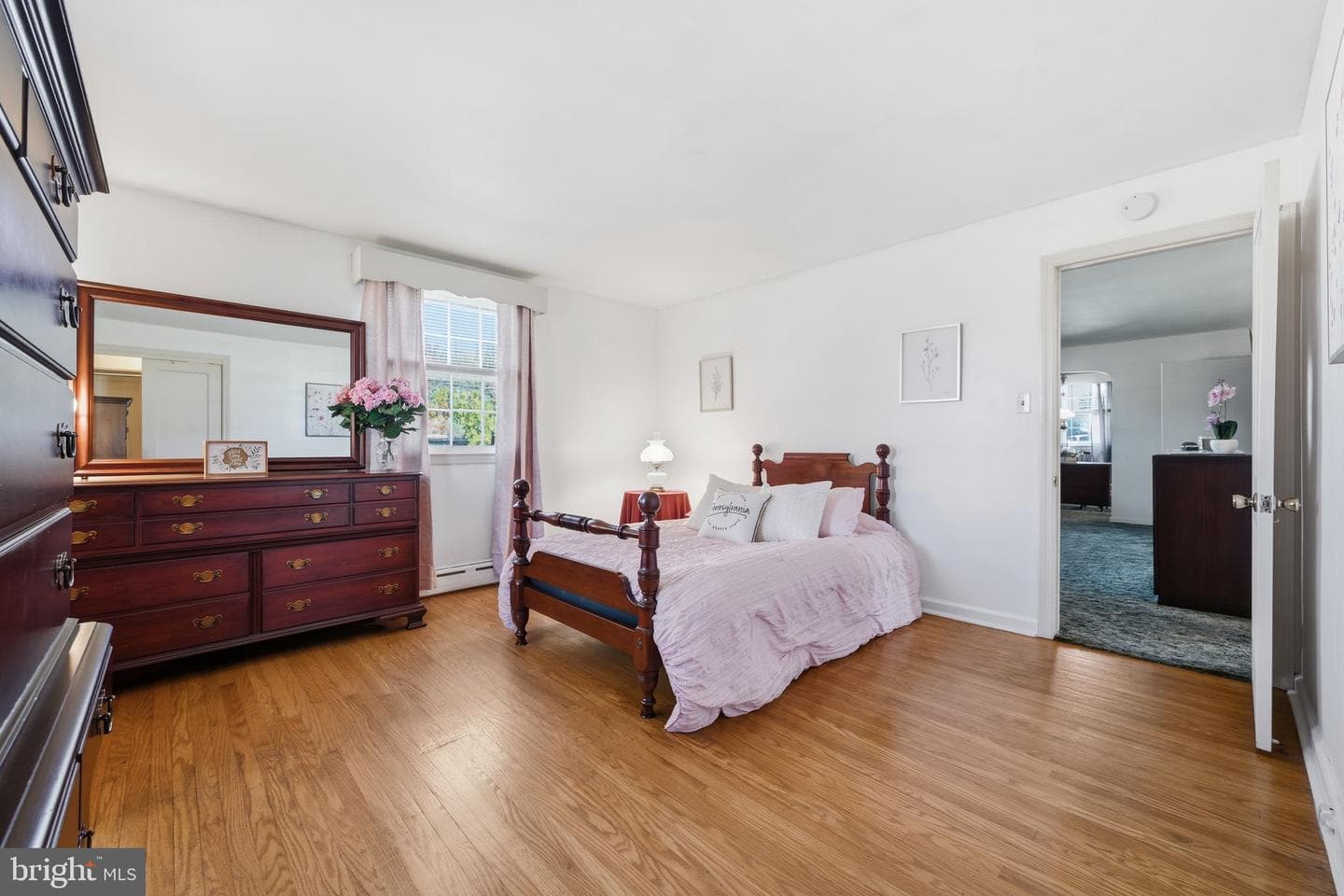 1506 Marshall photo 12