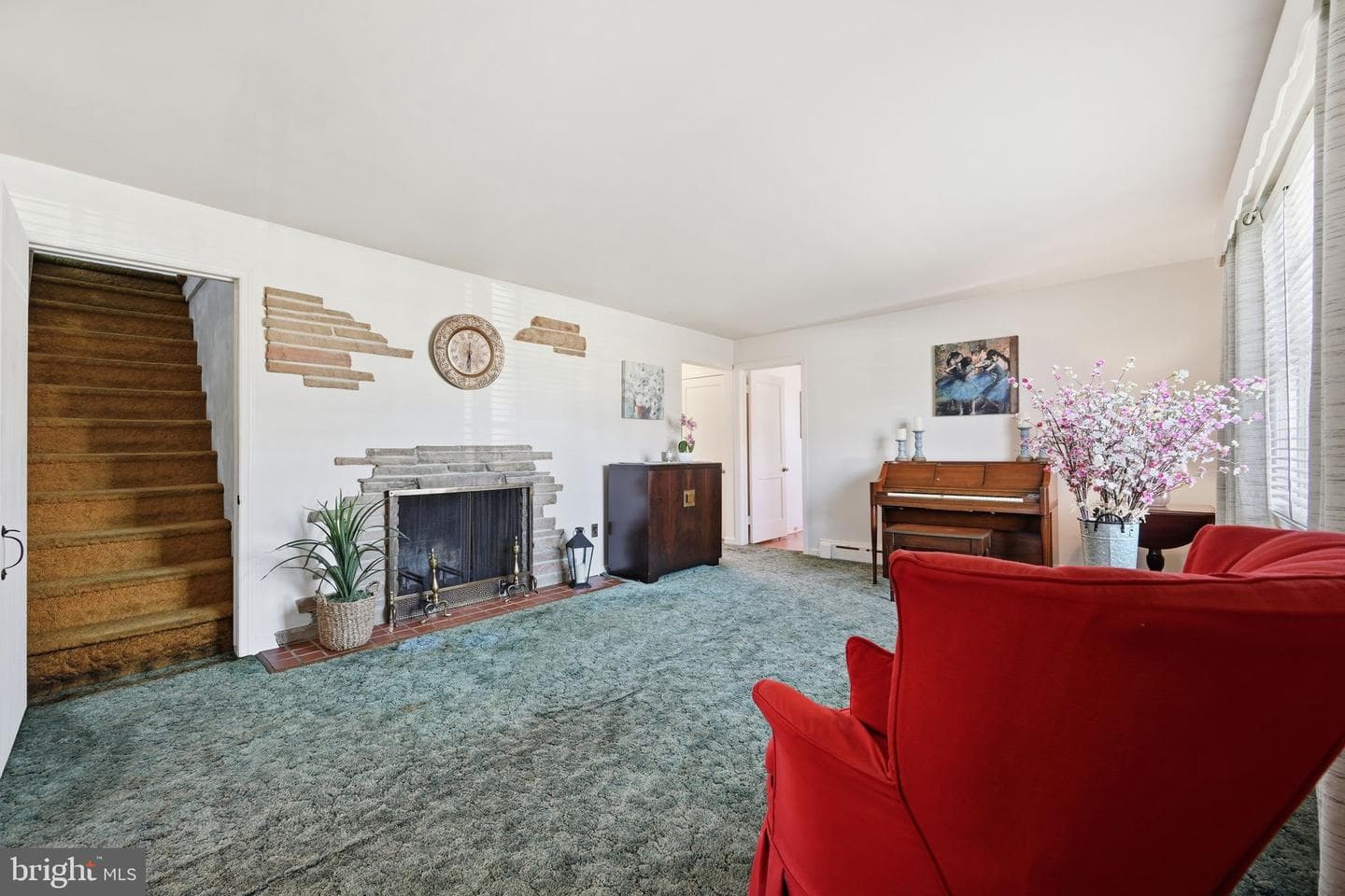 1506 Marshall photo 5