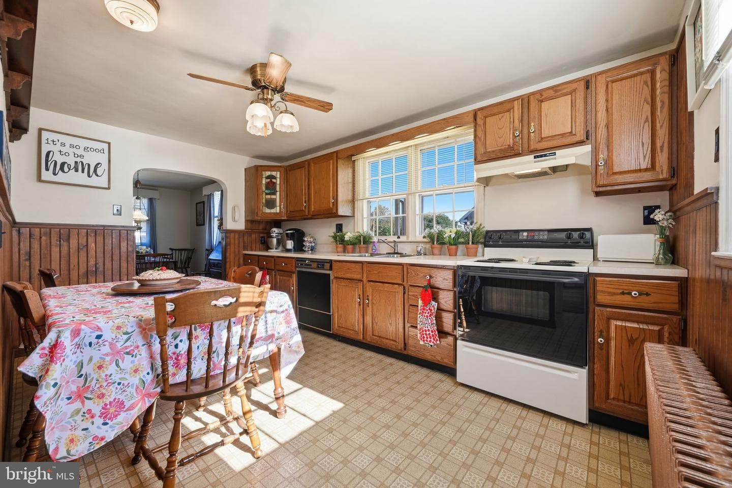 1506 Marshall photo 8