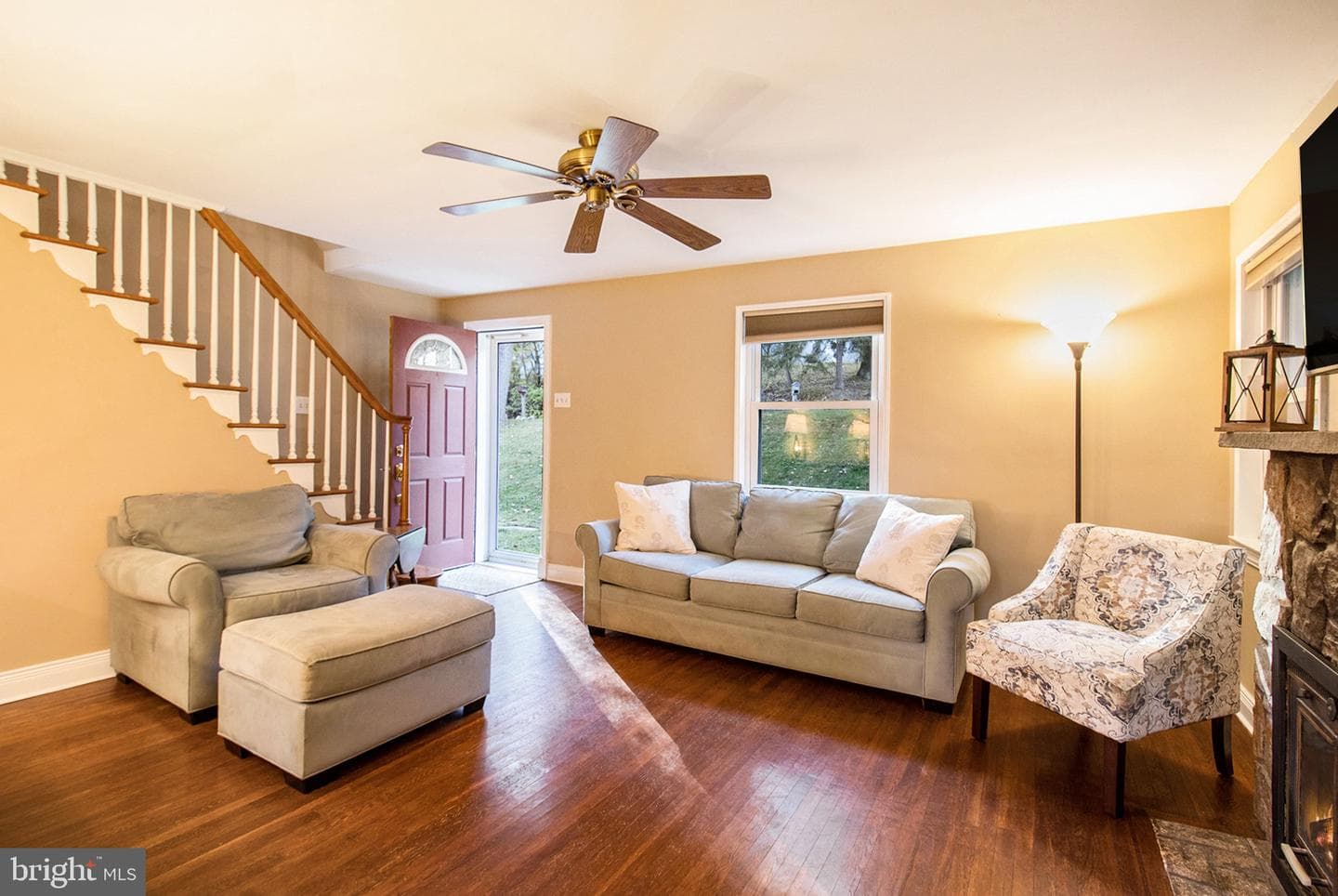424 Weadley Road photo 10