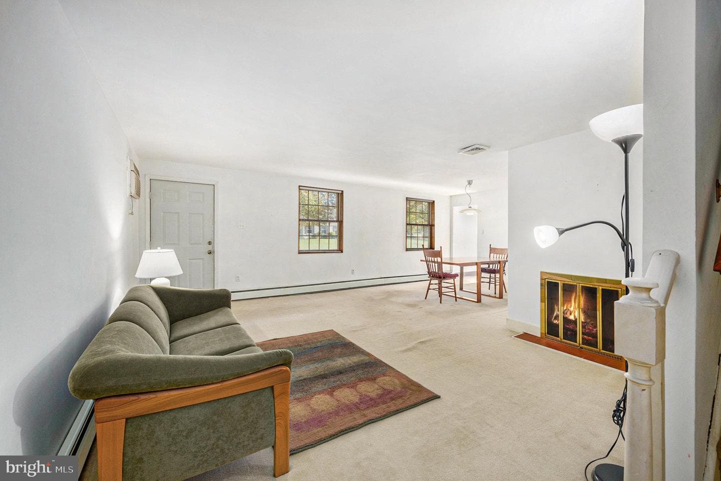 4048 Friends Lane photo 11