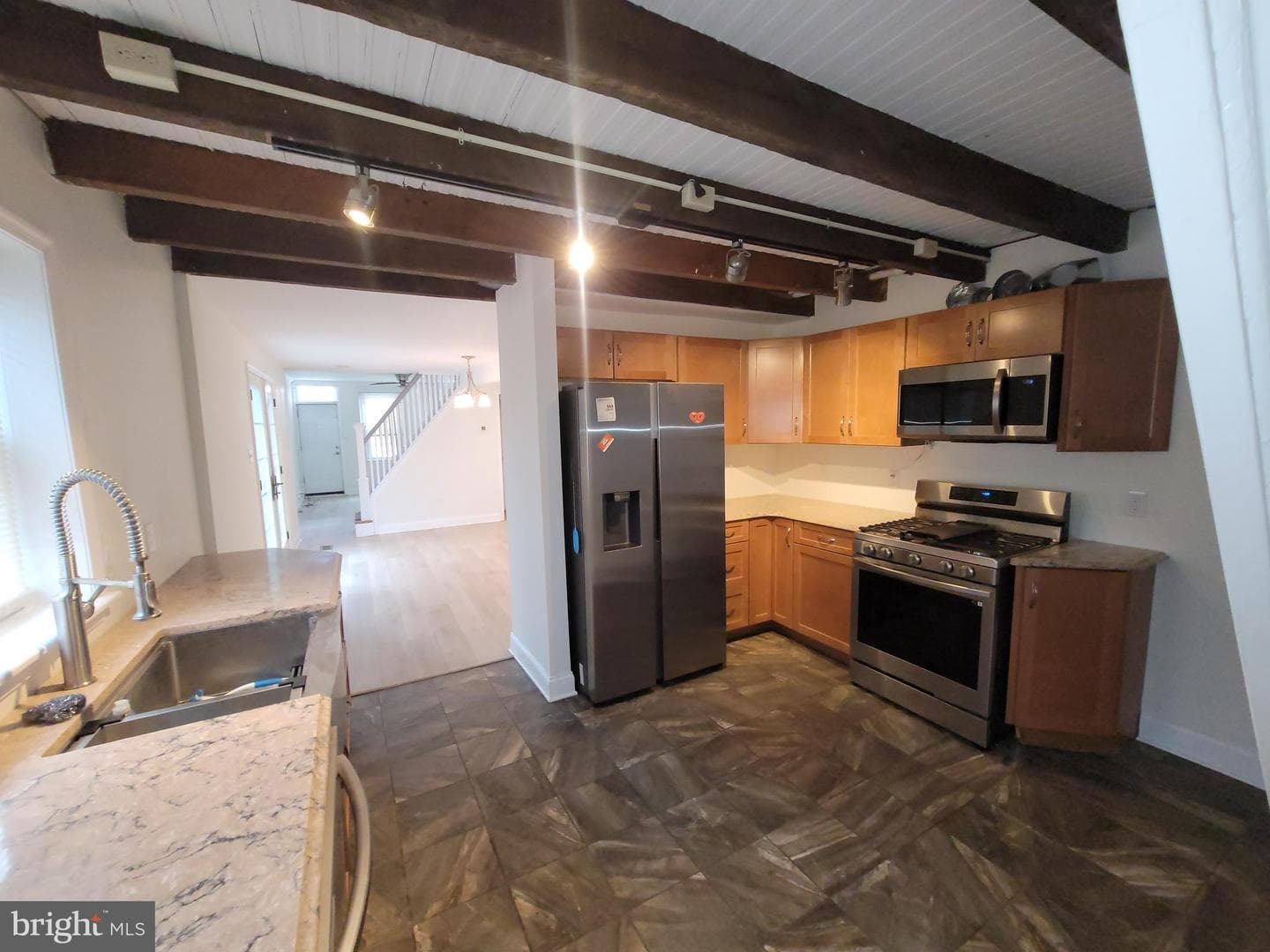 507 E Lafayette Street photo 6