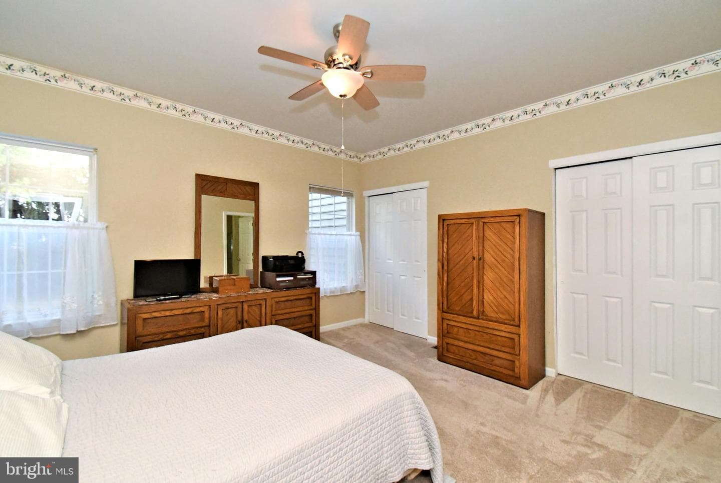 984 Independence Lane #13 photo 13