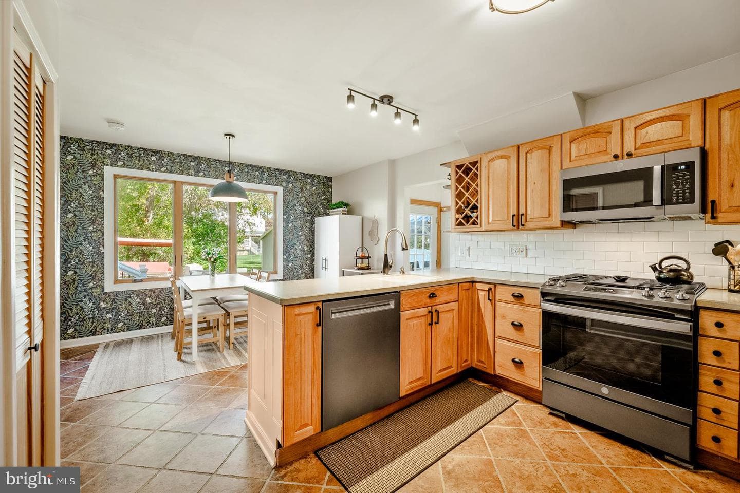 1011 Milkweed Lane photo 20