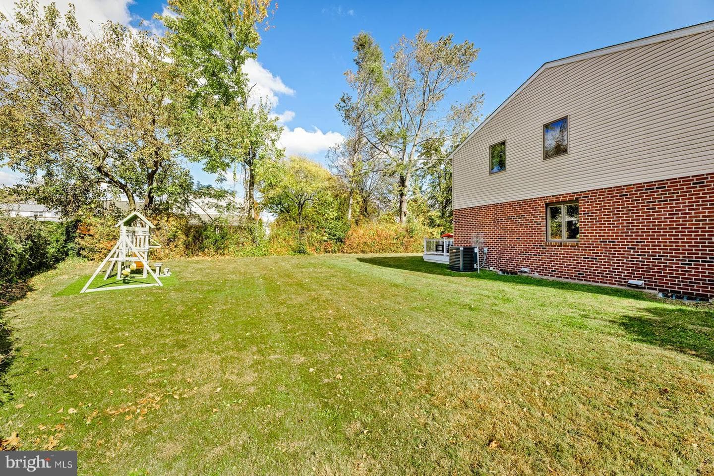 1011 Milkweed Lane photo 45