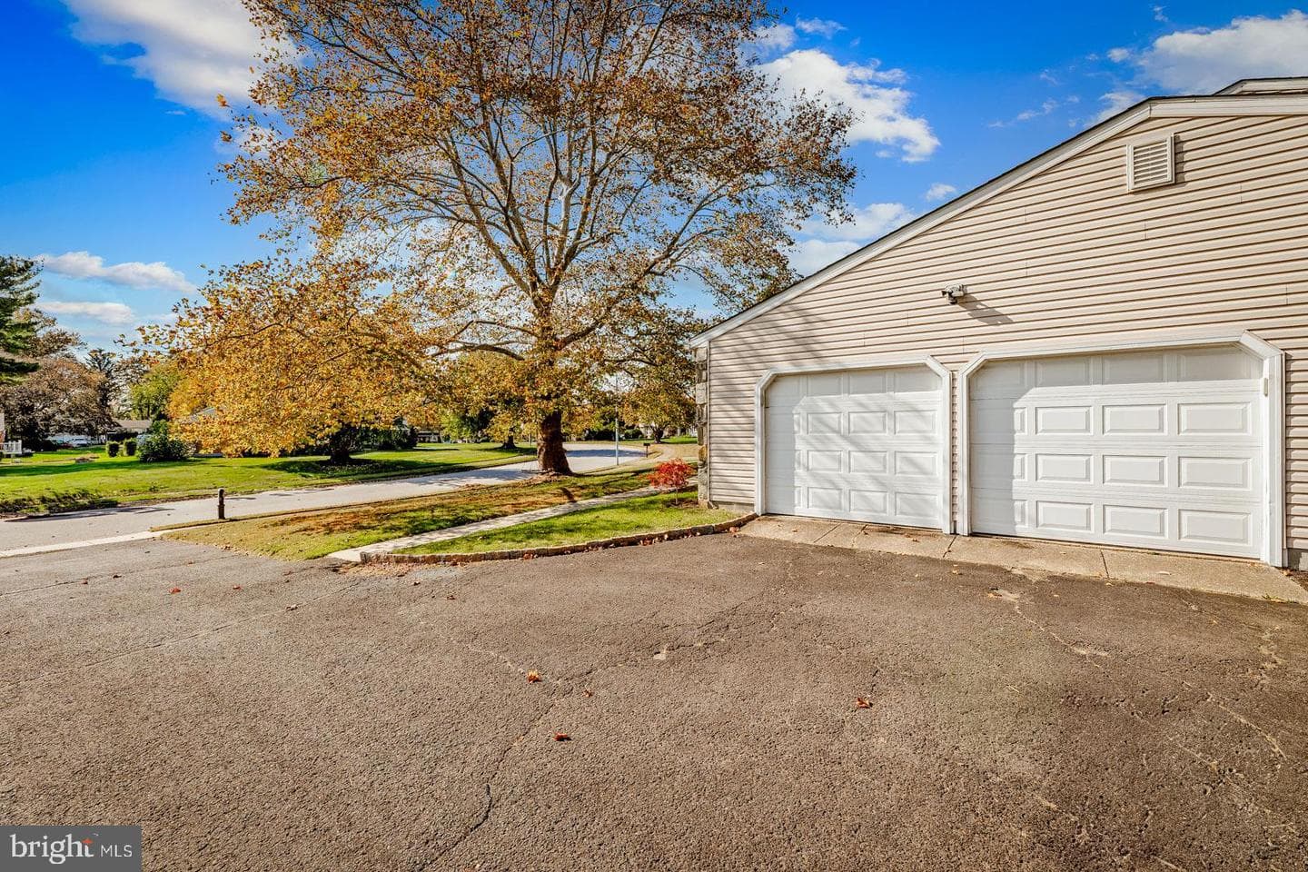 1011 Milkweed Lane photo 46