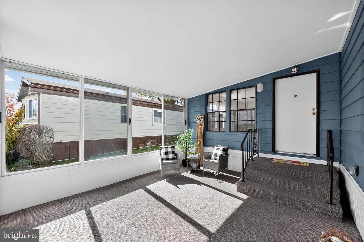 328 Woodstream Way photo 5