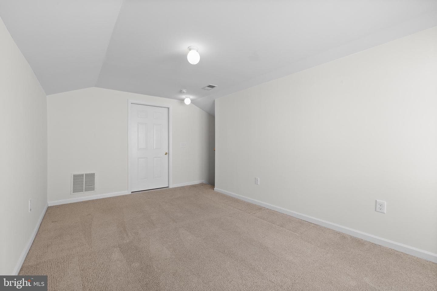 1536 Glasgow Street #80 photo 8