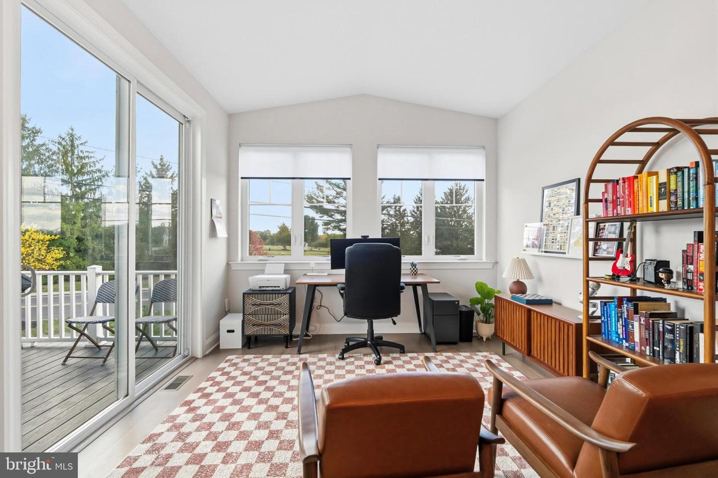 150 Larrabee Way photo 13