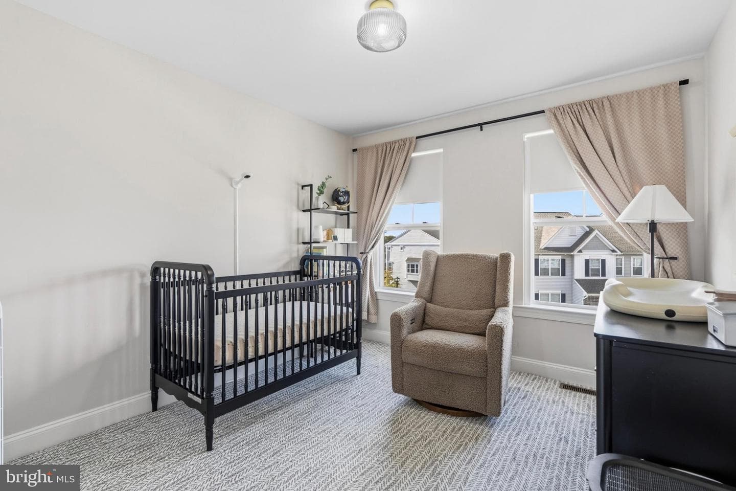 150 Larrabee Way photo 22