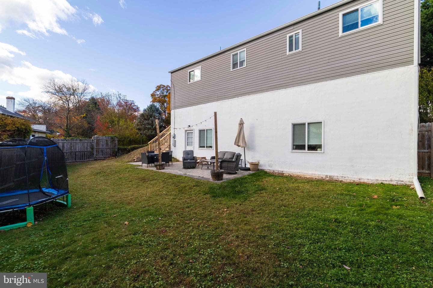 629 Roberts Avenue photo 25