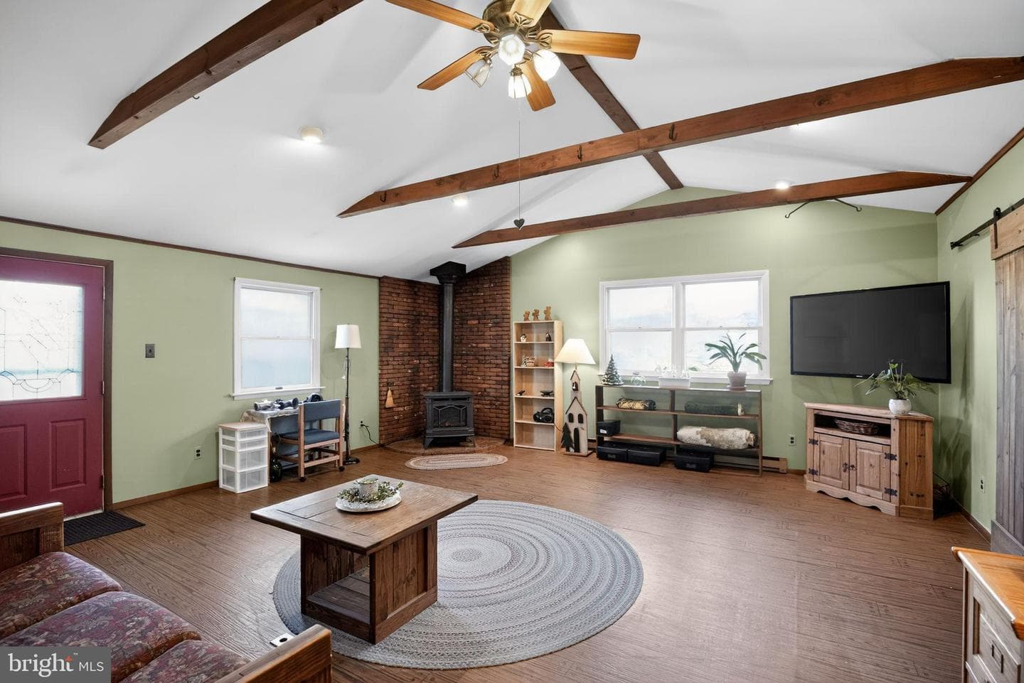 106 Montgomery Avenue photo 19