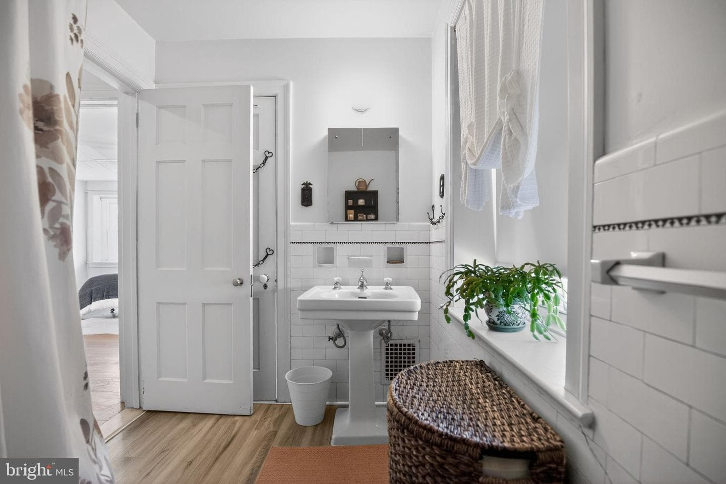 106 Montgomery Avenue photo 30