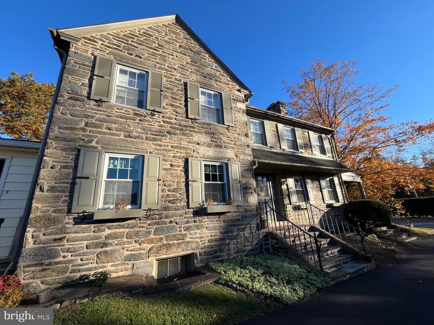 106 Montgomery Avenue photo 40