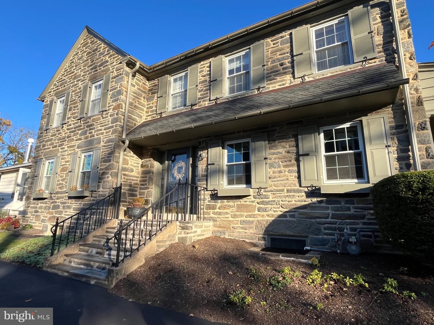 106 Montgomery Avenue photo 41