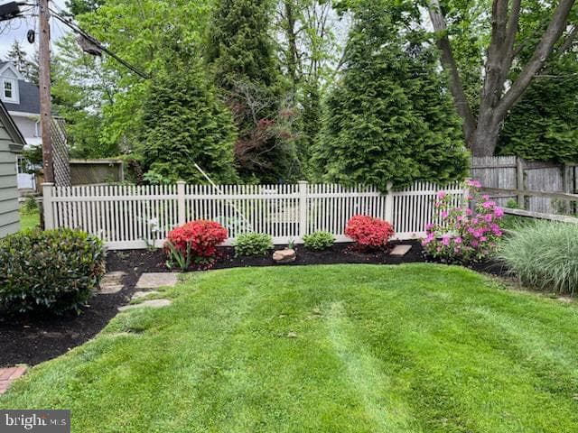 106 Montgomery Avenue photo 53