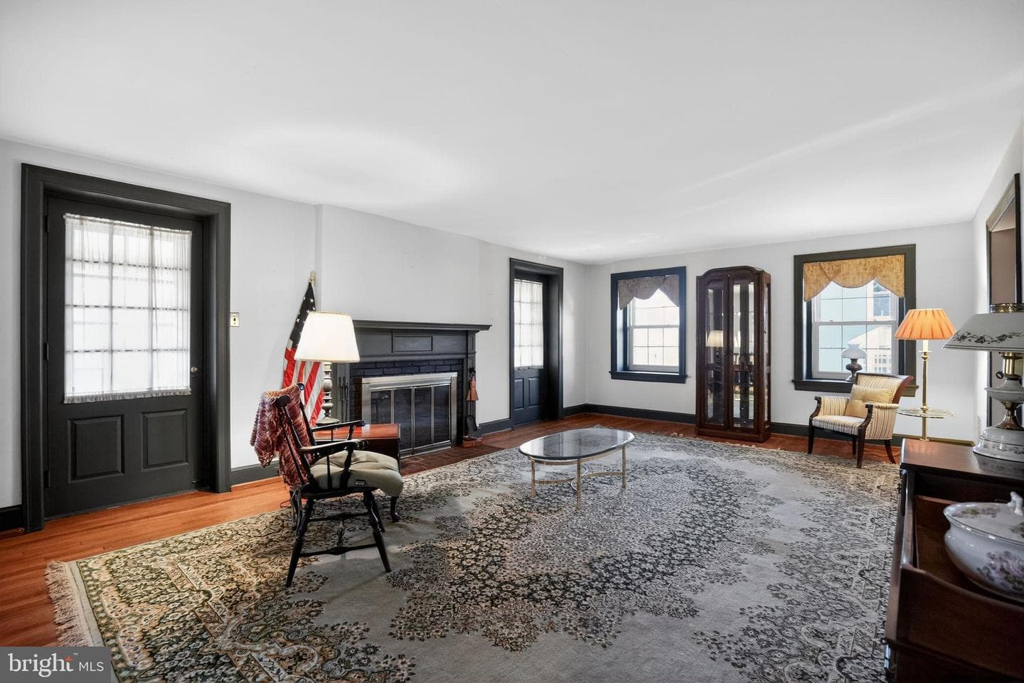 106 Montgomery Avenue photo 9