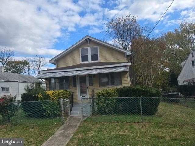 1677 Fairview Avenue photo 1
