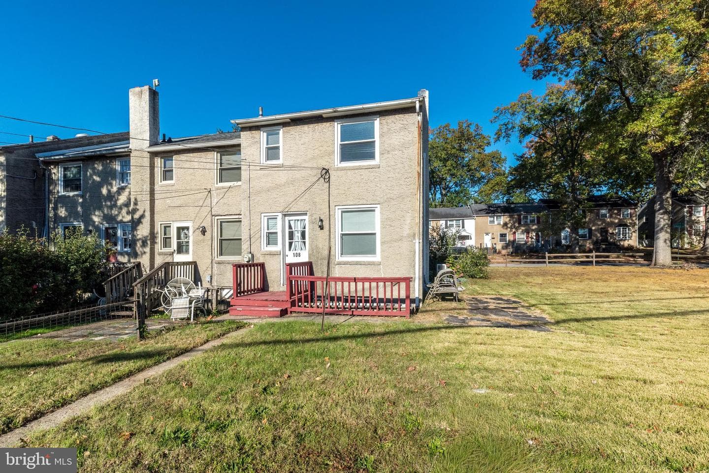 108 Sunrise Drive photo 2
