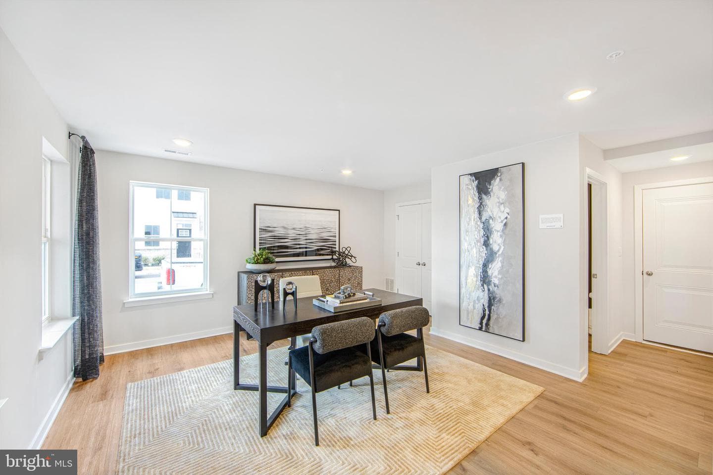45 E Front Street photo 3