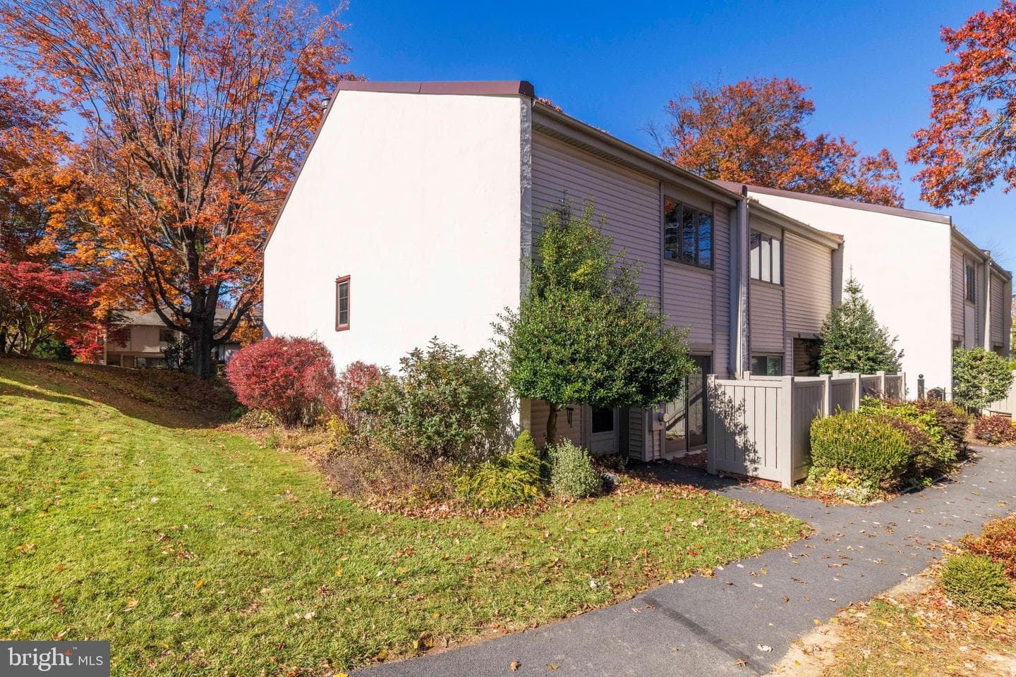 18 Twin Brooks Drive photo 25