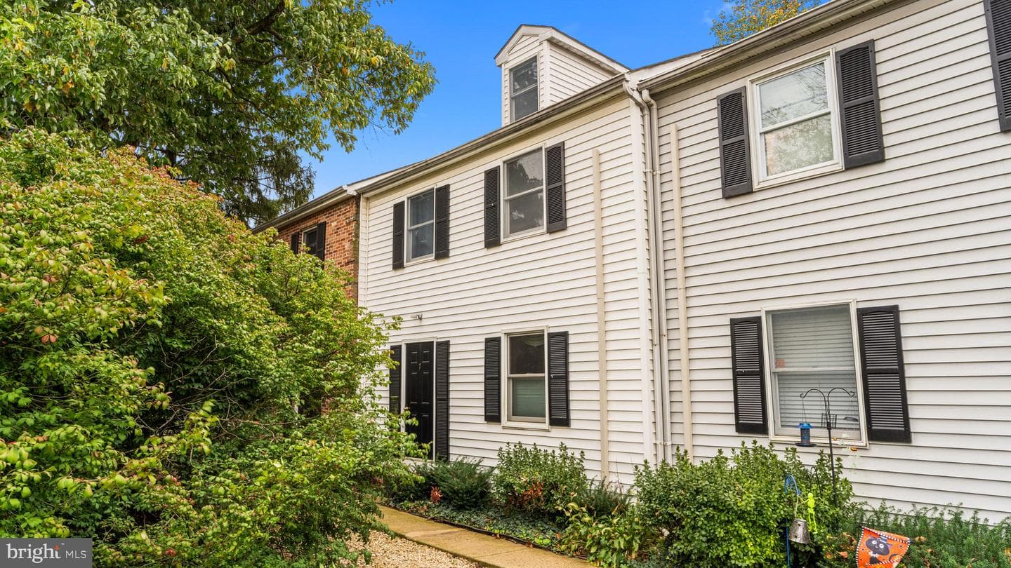 204 N Valley Forge Road #7-B photo 2