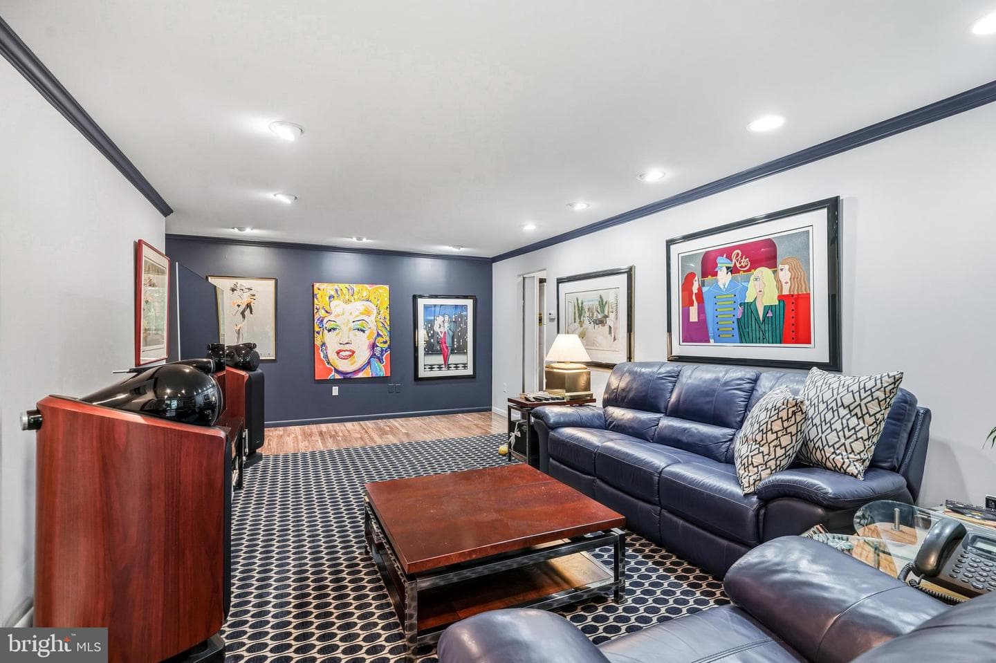 1655 Oakwood 206 Oakwood Drive #condo 206 photo 2