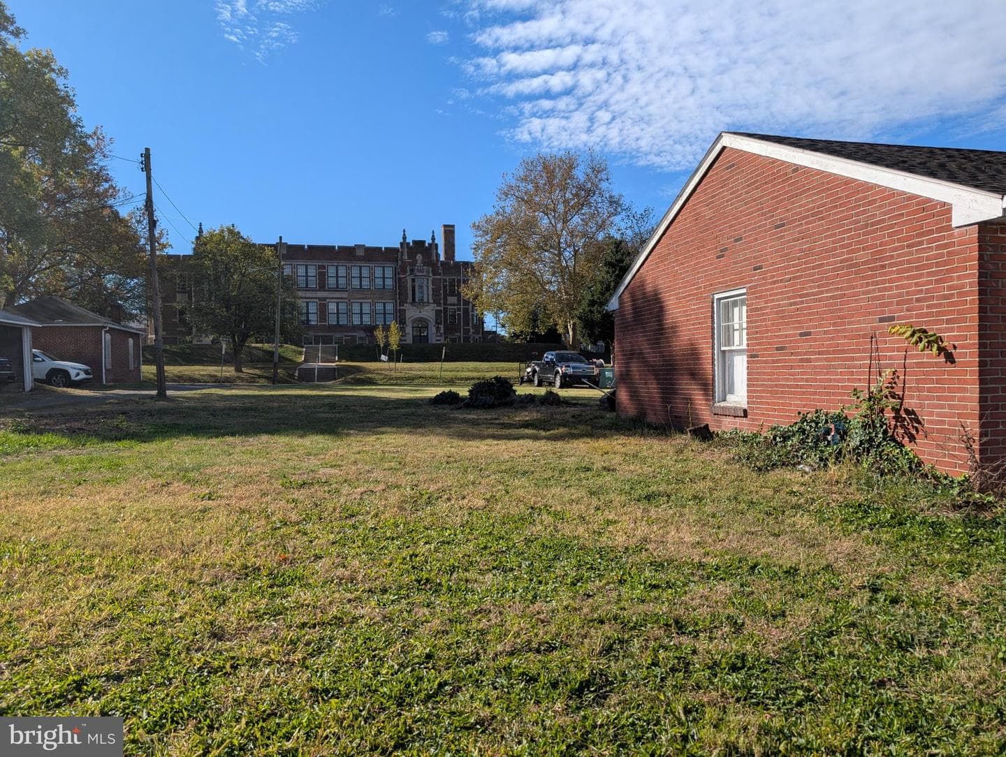 1239 South Street photo 3