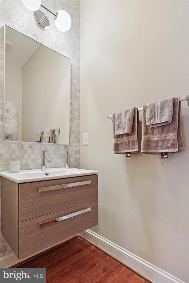 2045 Pleasant Valley Drive photo 14