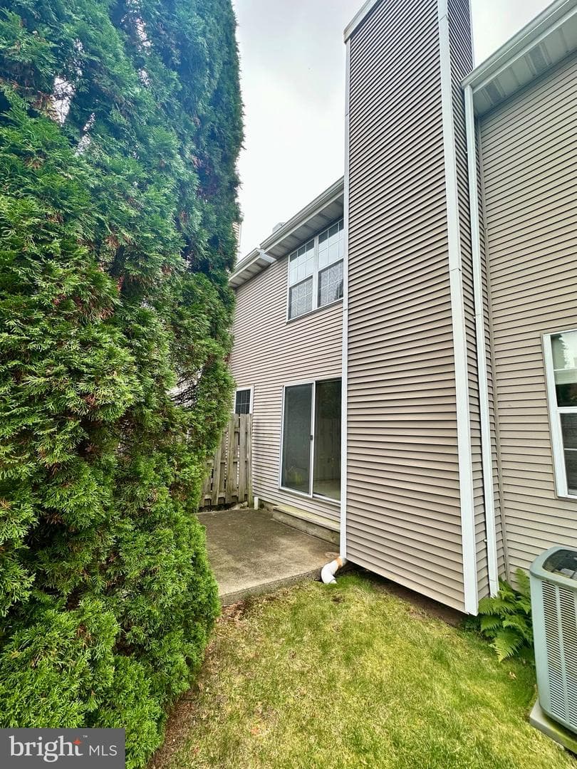 138 Cedar Court photo 26