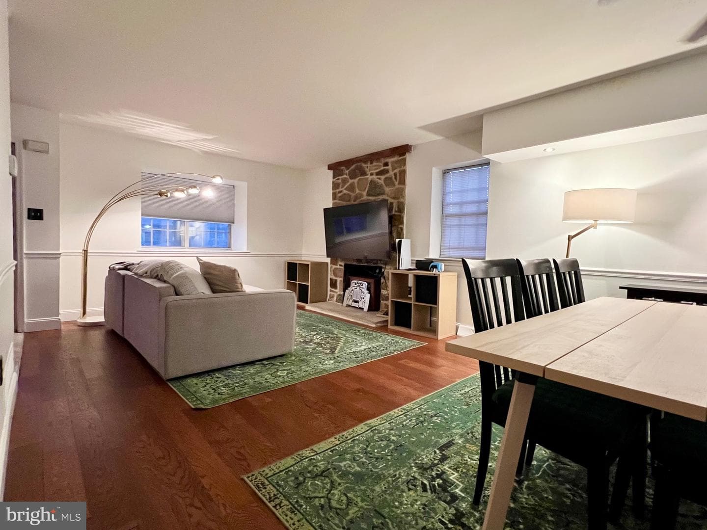 2515 Fieldcrest Avenue photo 9