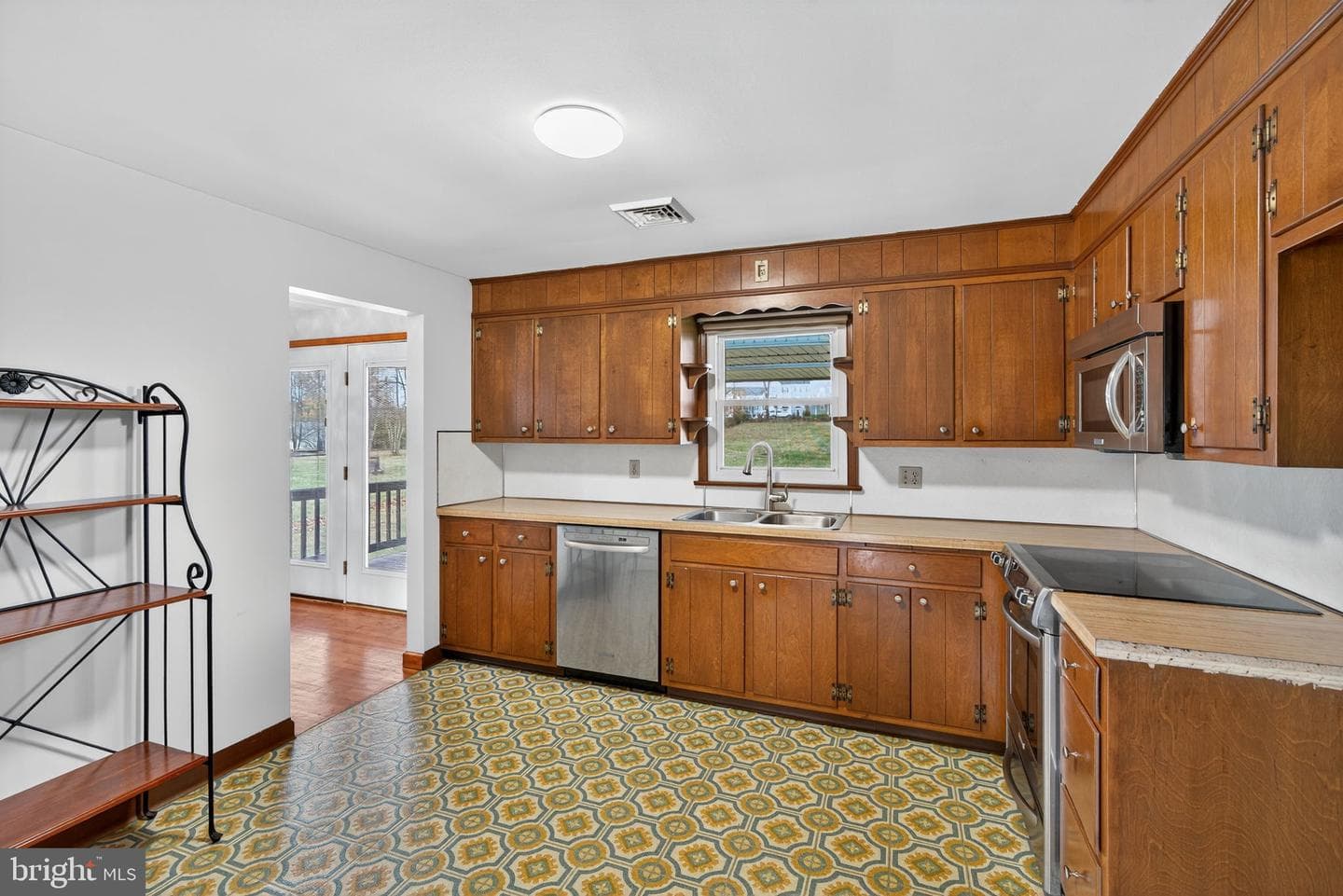 201 Jackson Road photo 16