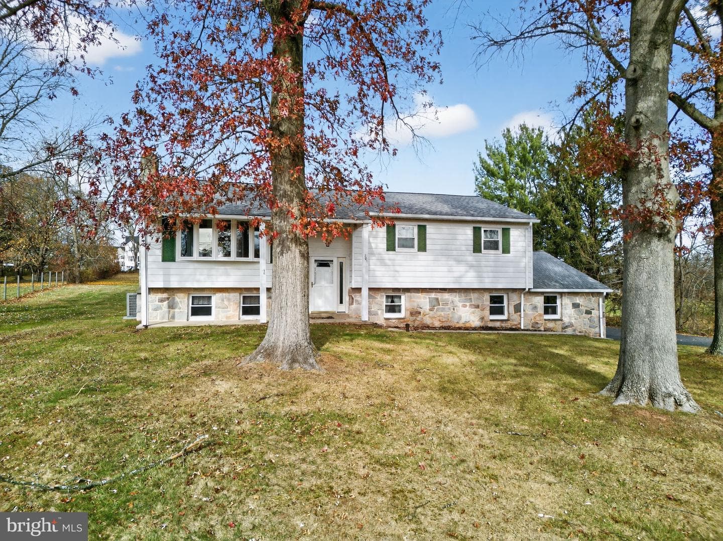 201 Jackson Road photo 2
