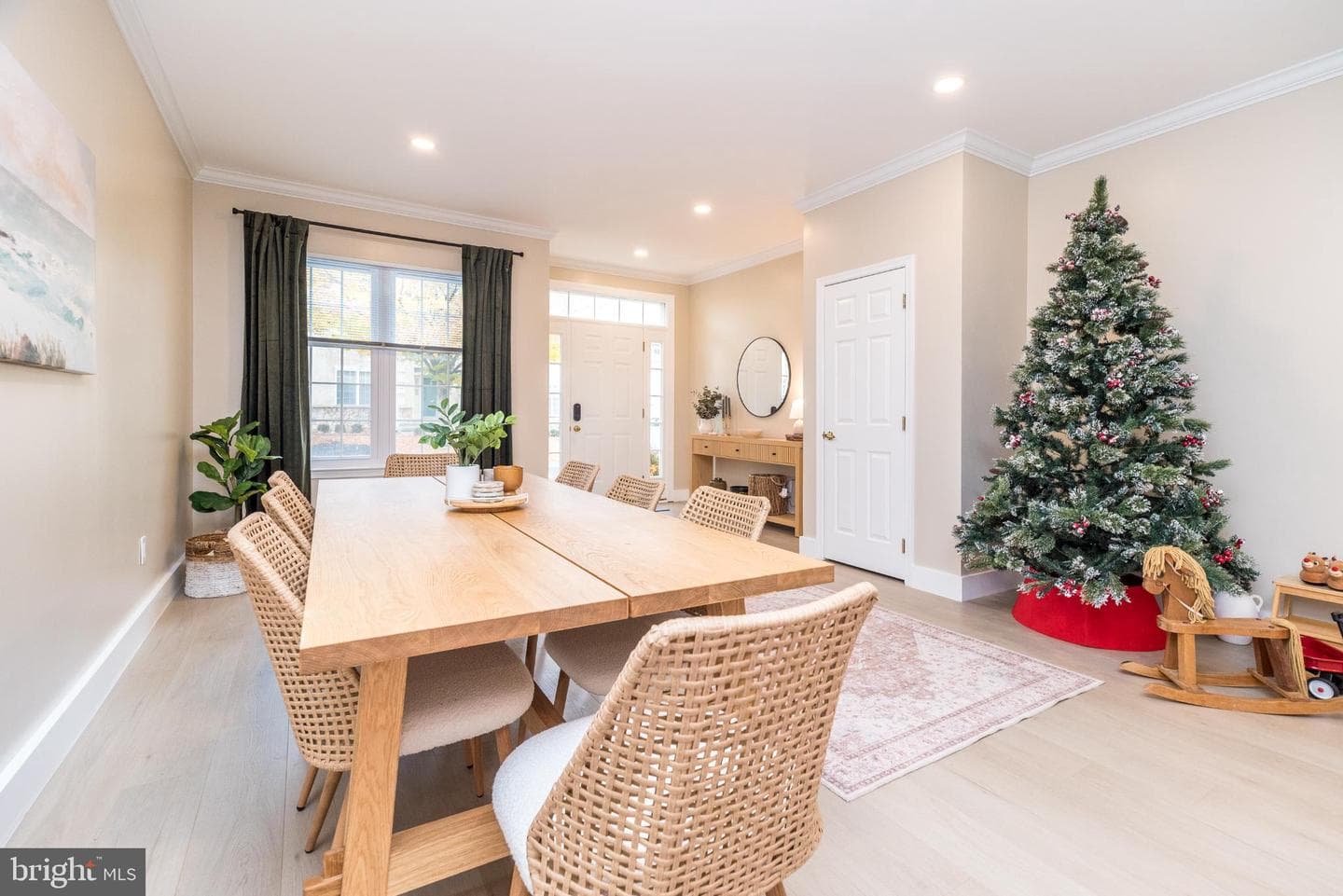 115 Castle Drive photo 4