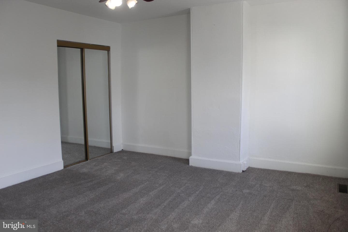 118 Chain Street photo 15