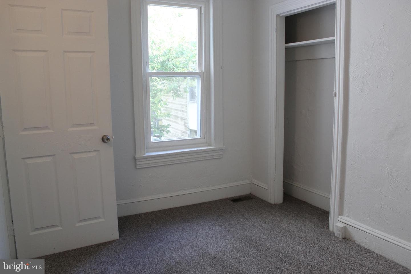 118 Chain Street photo 17