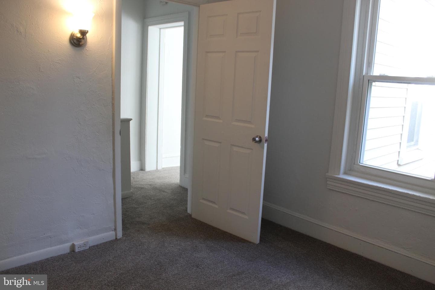 118 Chain Street photo 19