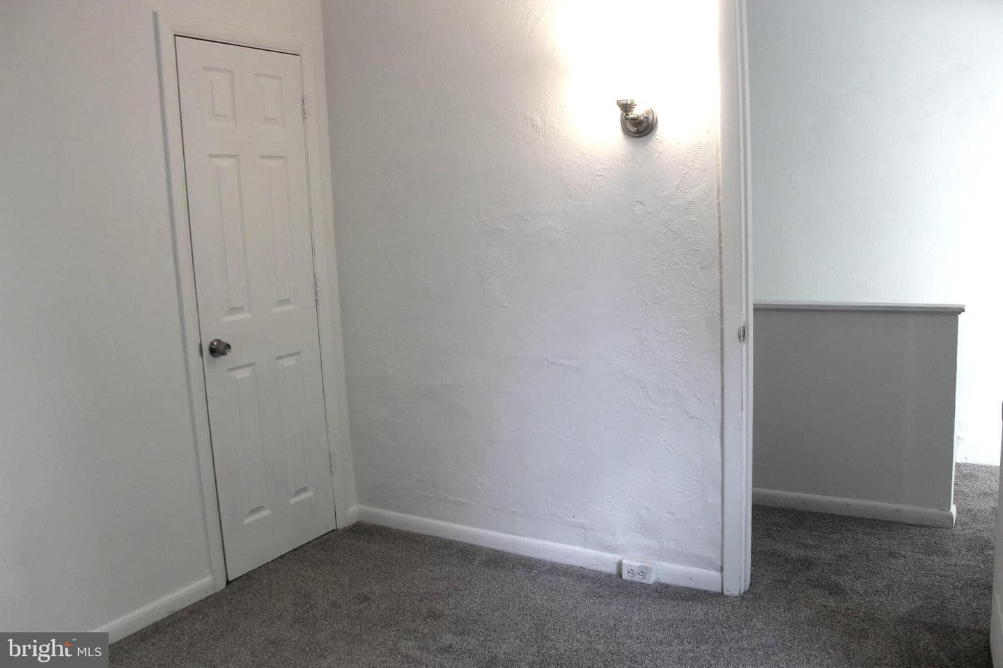 118 Chain Street photo 20