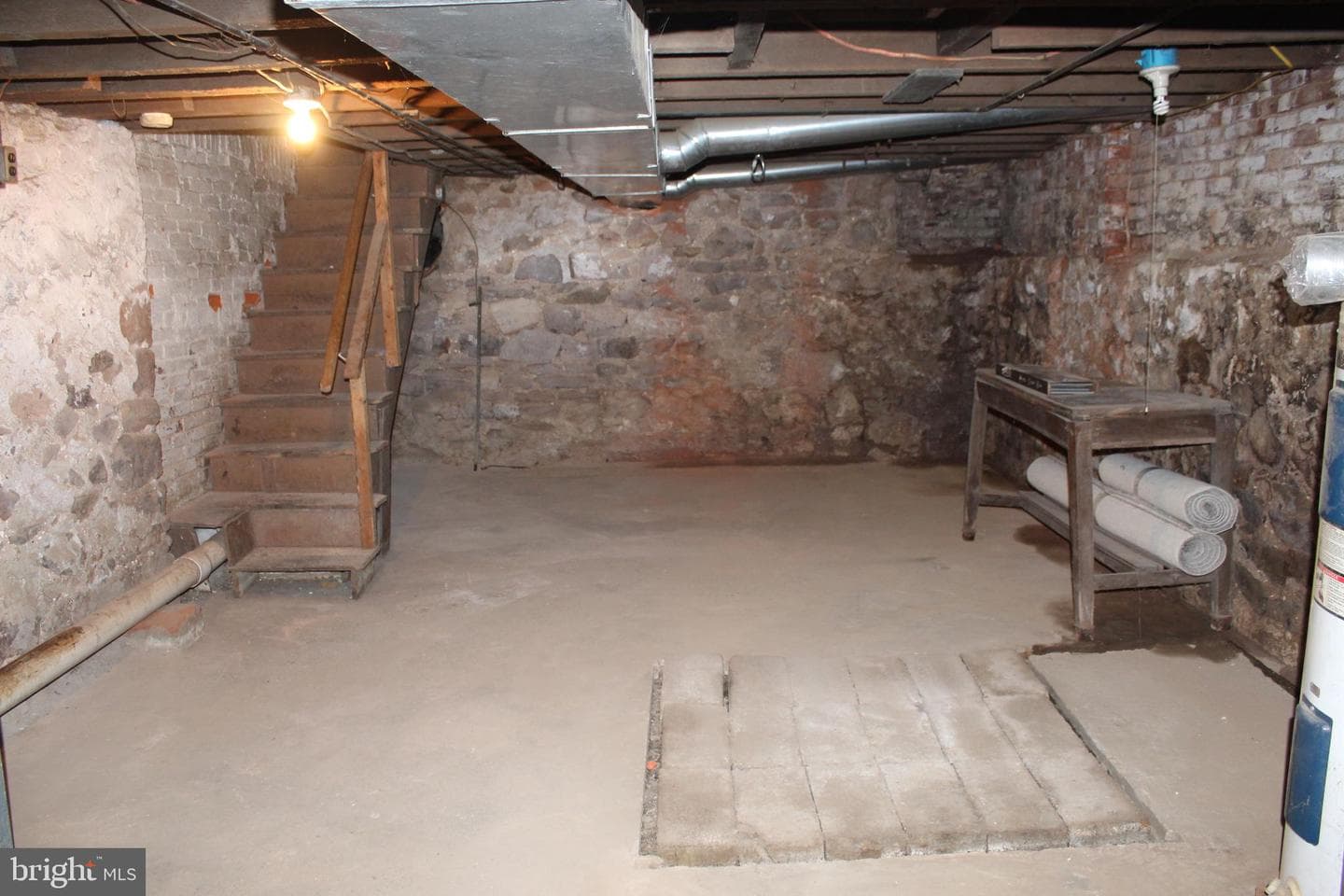 118 Chain Street photo 23