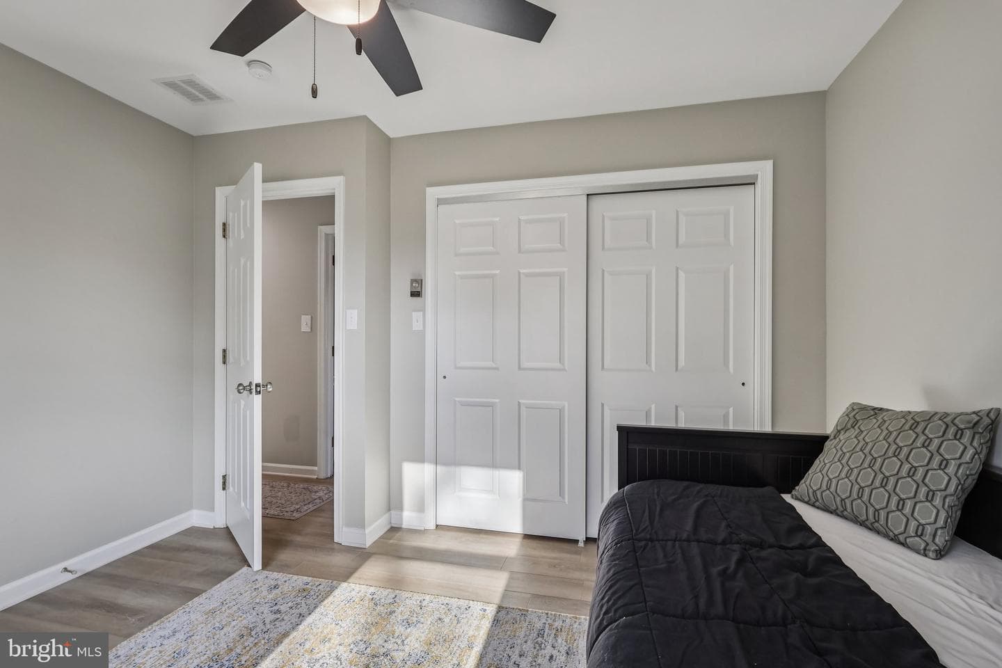 480 Bentwood Drive photo 25