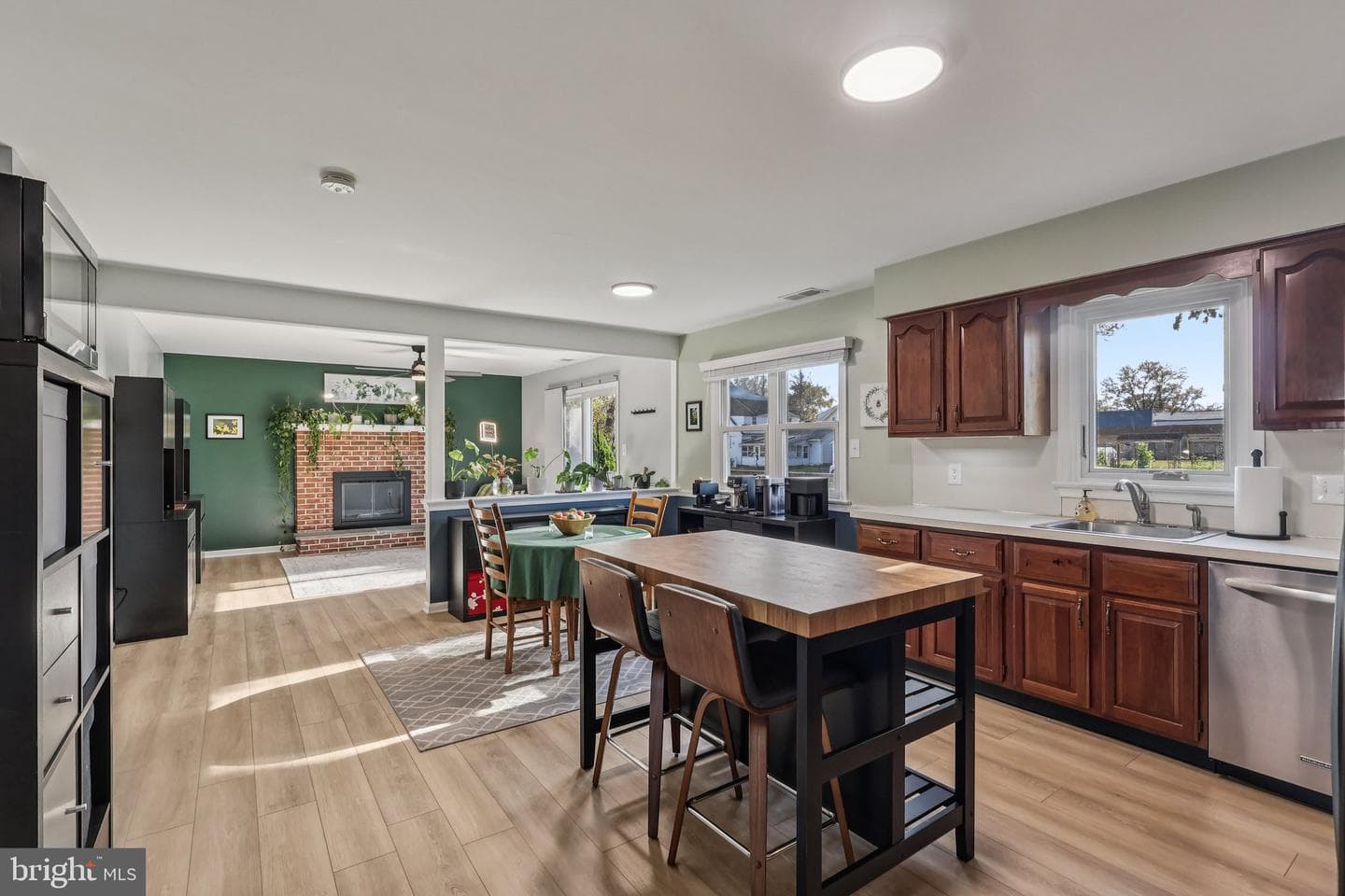 480 Bentwood Drive photo 9
