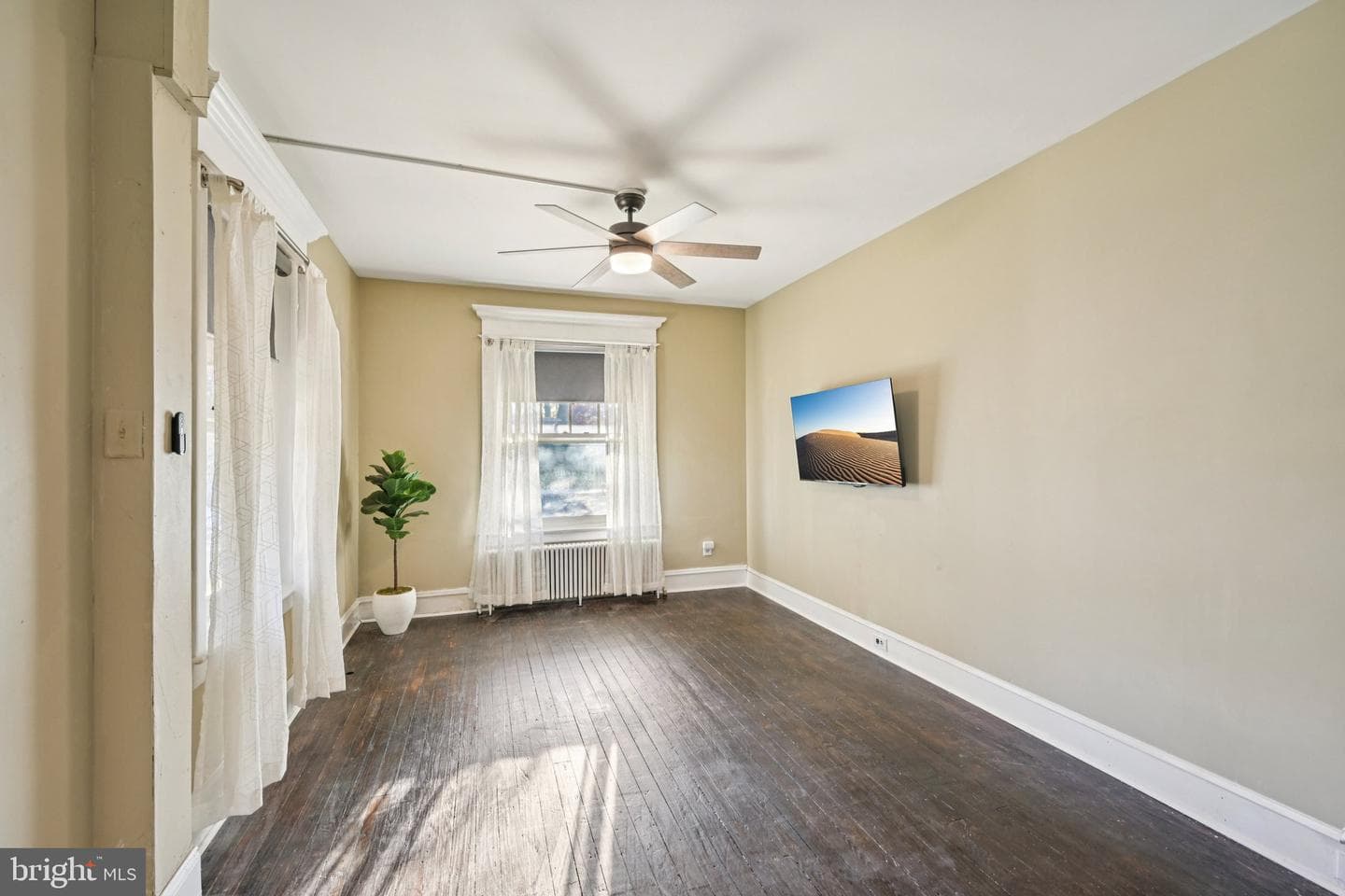 625 Derstine Avenue photo 8