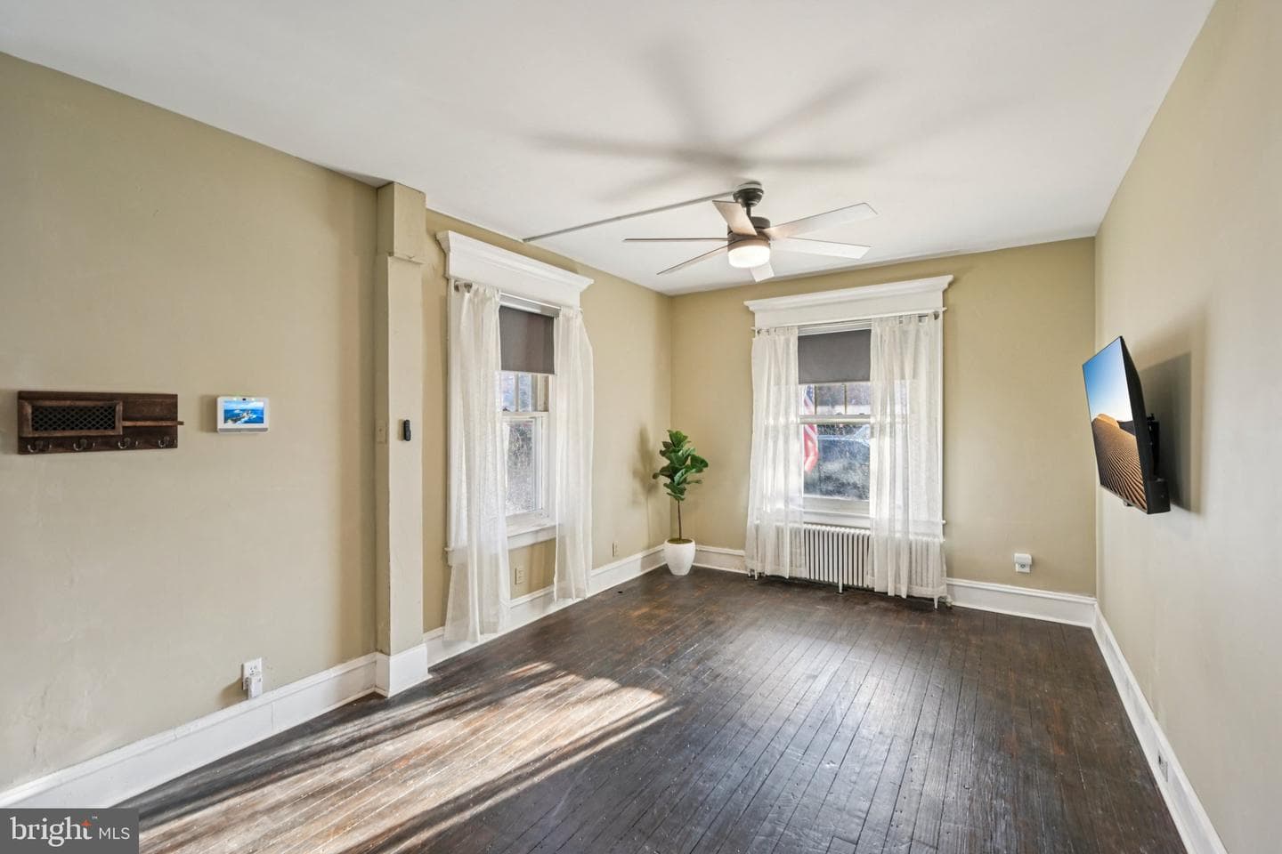 625 Derstine Avenue photo 9