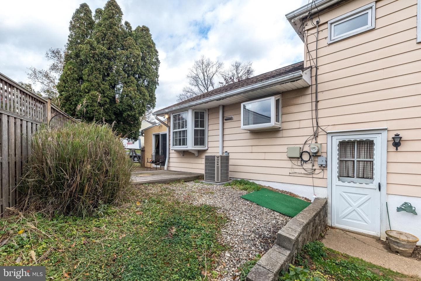 2017 Spring Mill Road photo 27