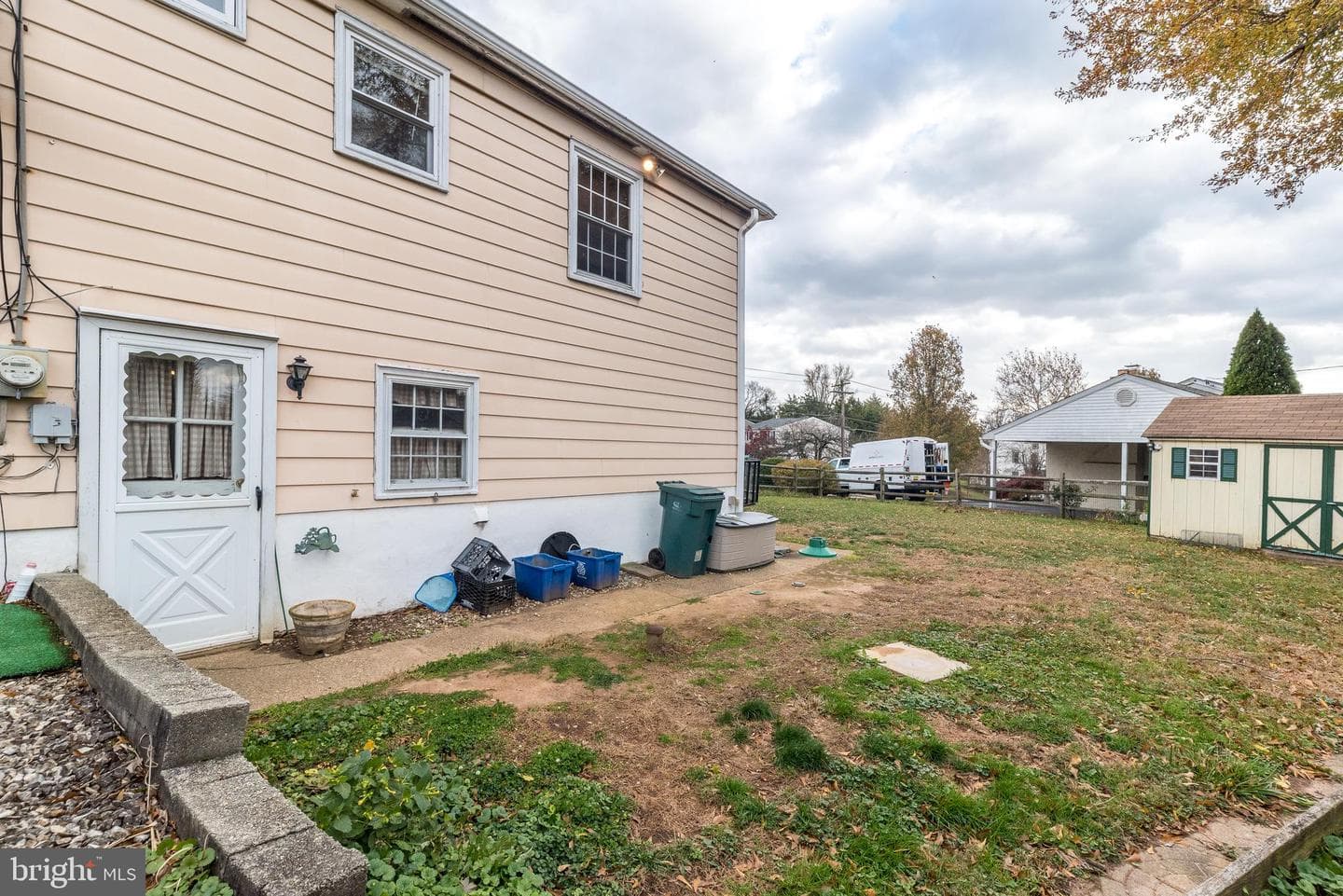 2017 Spring Mill Road photo 28