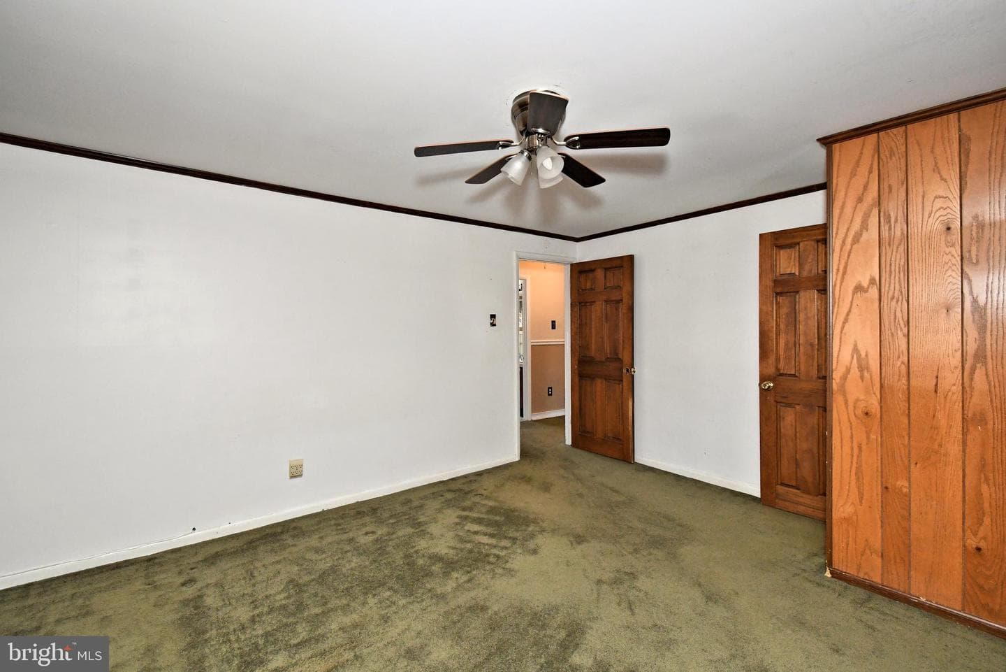 145 Colonial photo 22