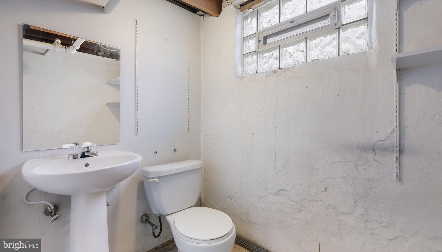 315 Krewson Terrace photo 20